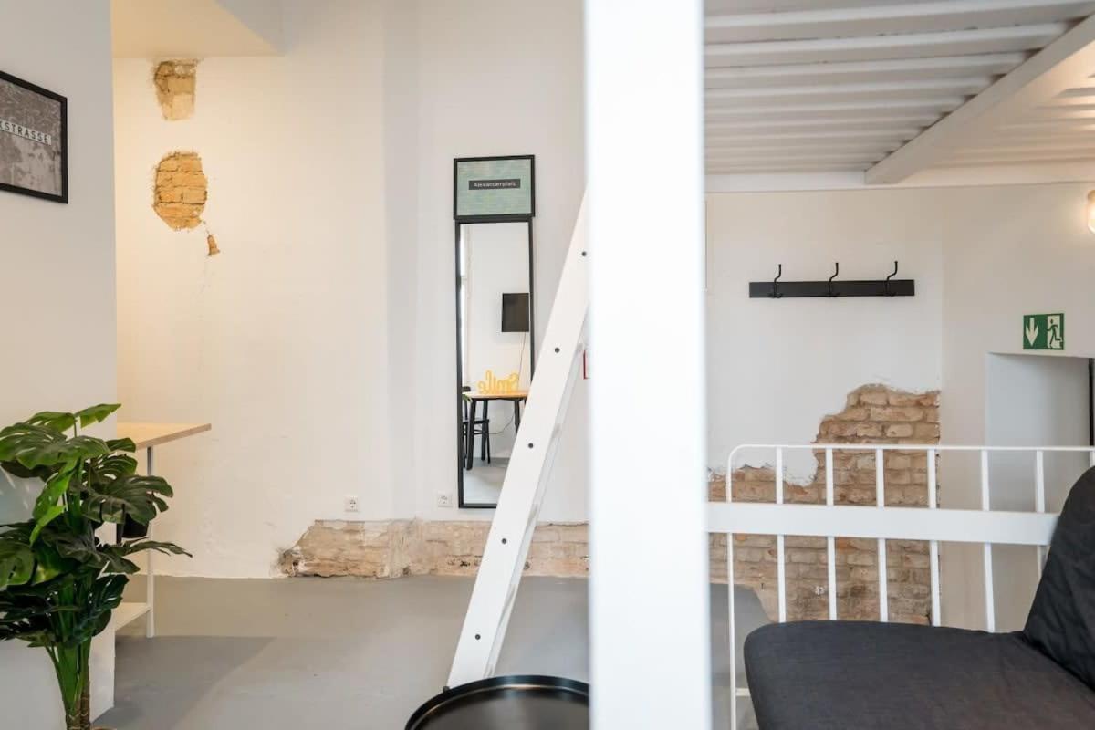 Shabby Chic Self Checkin Free Street Parking Apartamento Berlim